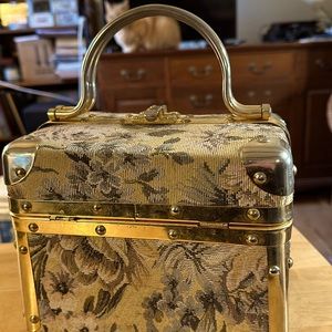 Vintage box purse by Borsa Bella